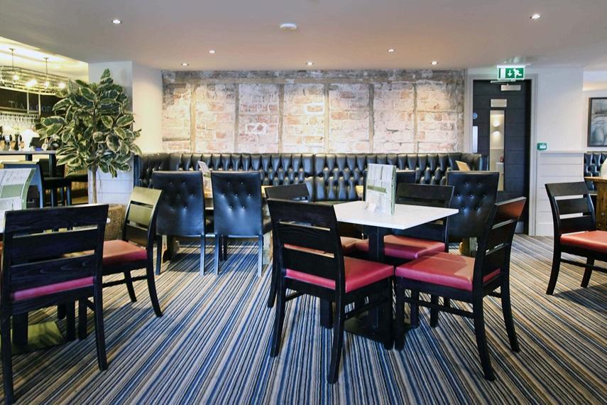 The Angel Hotel Wetherspoon Whitby Ngoại thất bức ảnh
